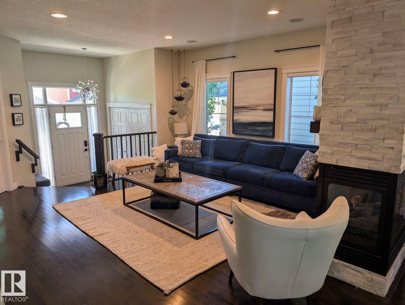 Photo 6 at 2327 Frezenberg Avenue NW, Griesbach, Edmonton