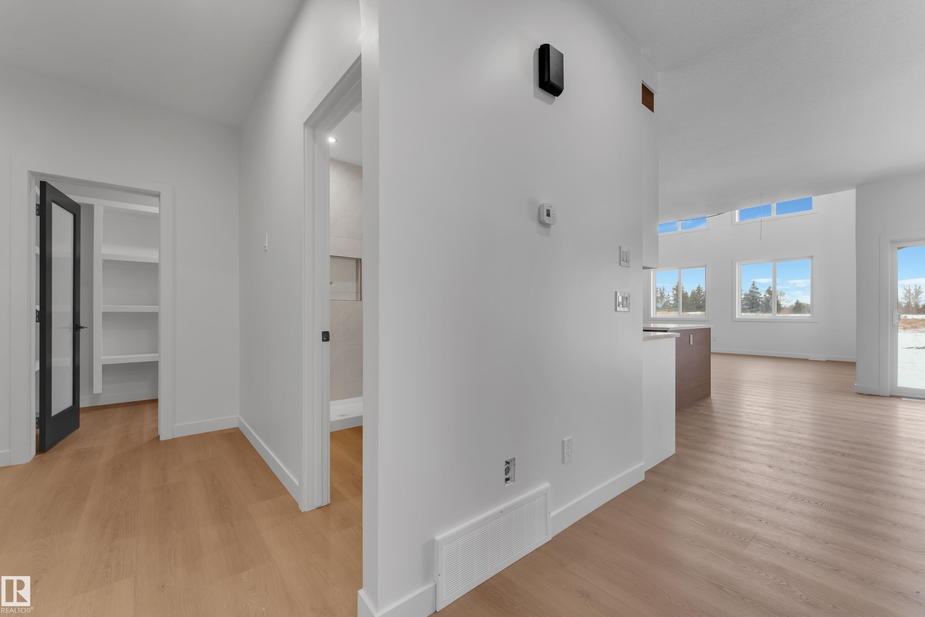Photo 7 at 64 Sydwyck Circle, Fenwyck, Spruce Grove