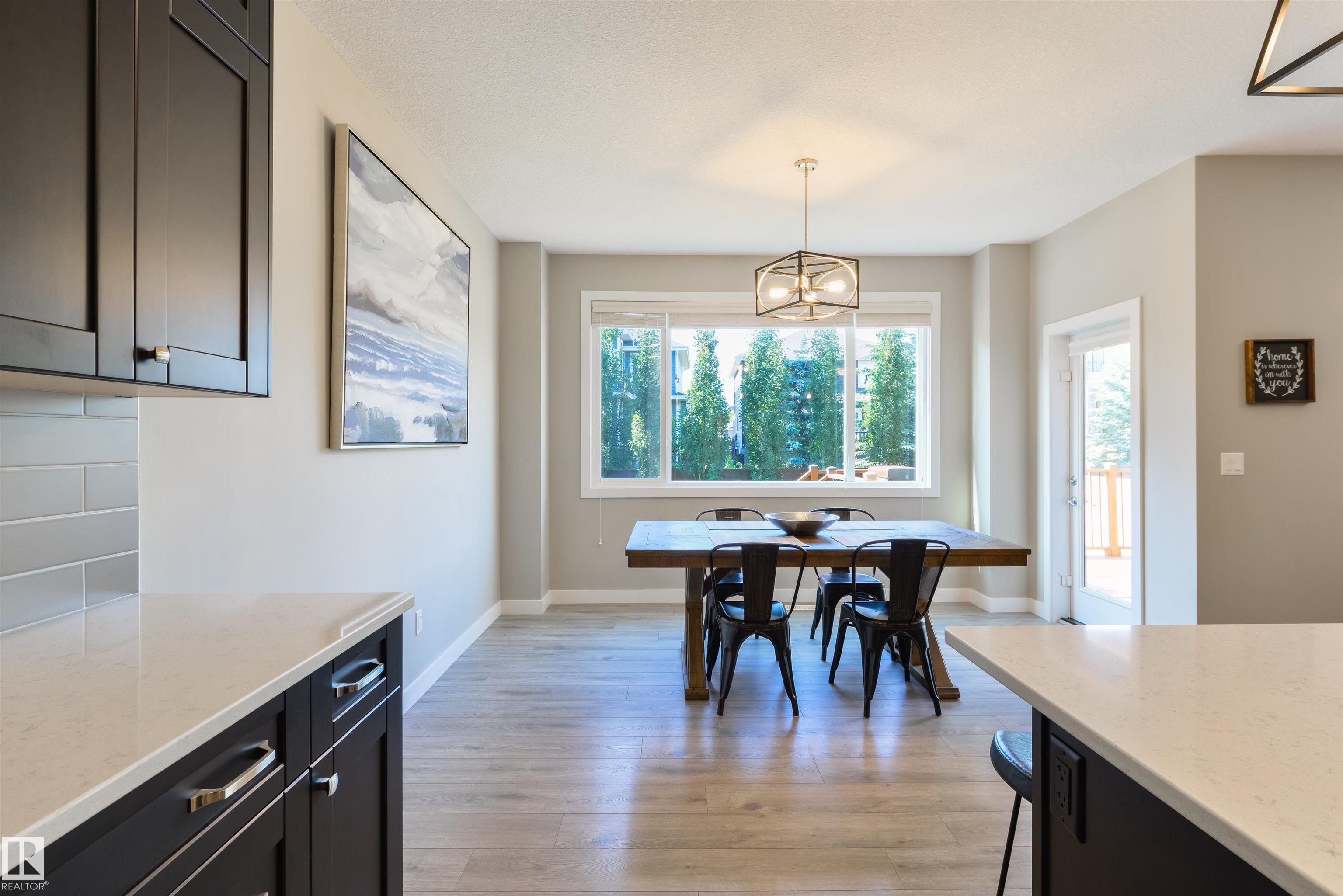 Photo 11 at 23 Kingsbury Circle, Kenton, Spruce Grove