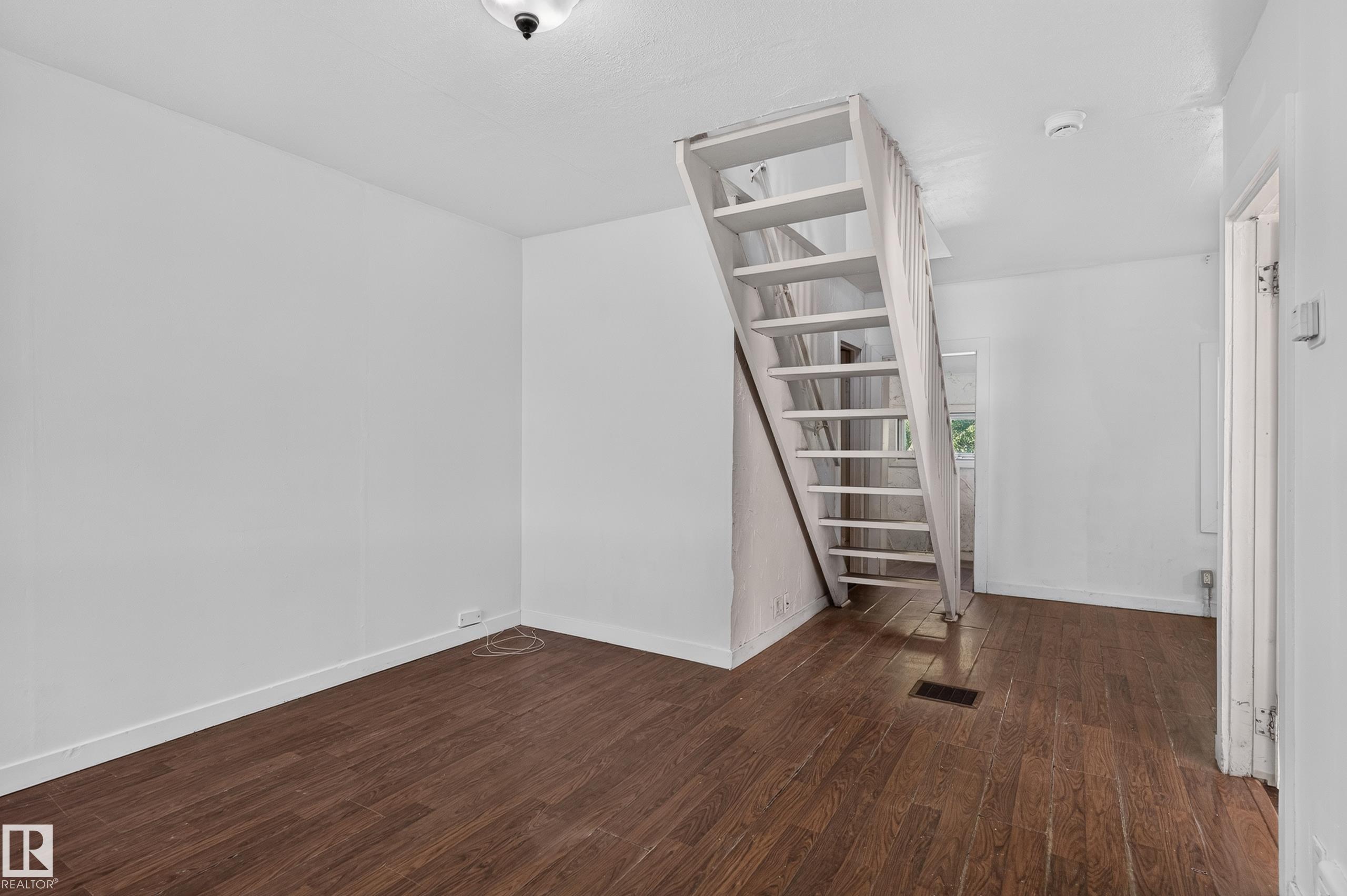Picture for 11708 79 ST NW