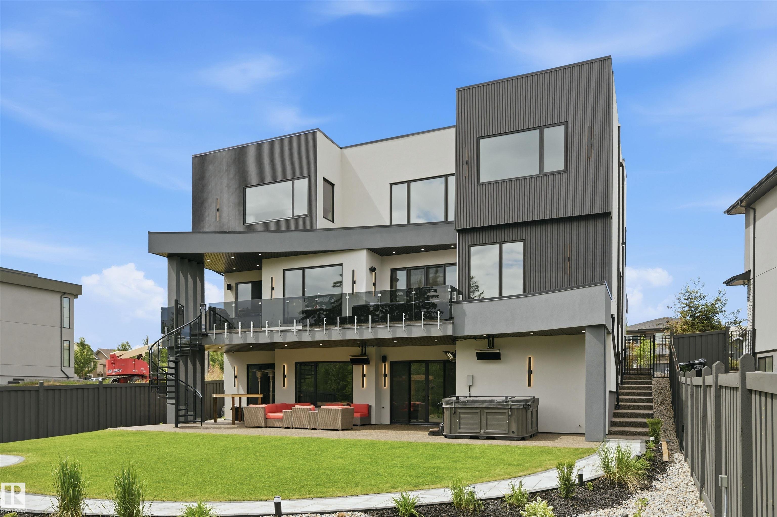 https://zimg.paragon.ice.com/ParagonImages/Property/PM/RAE/225410362/49/0/0/6f9d1775db096535b48b74c5d31694d9/1/571ff739cef57e5ac46205615c5a5a44/225410362-8a5f36ef-2795-4240-832f-b54d695f02d3.JPG