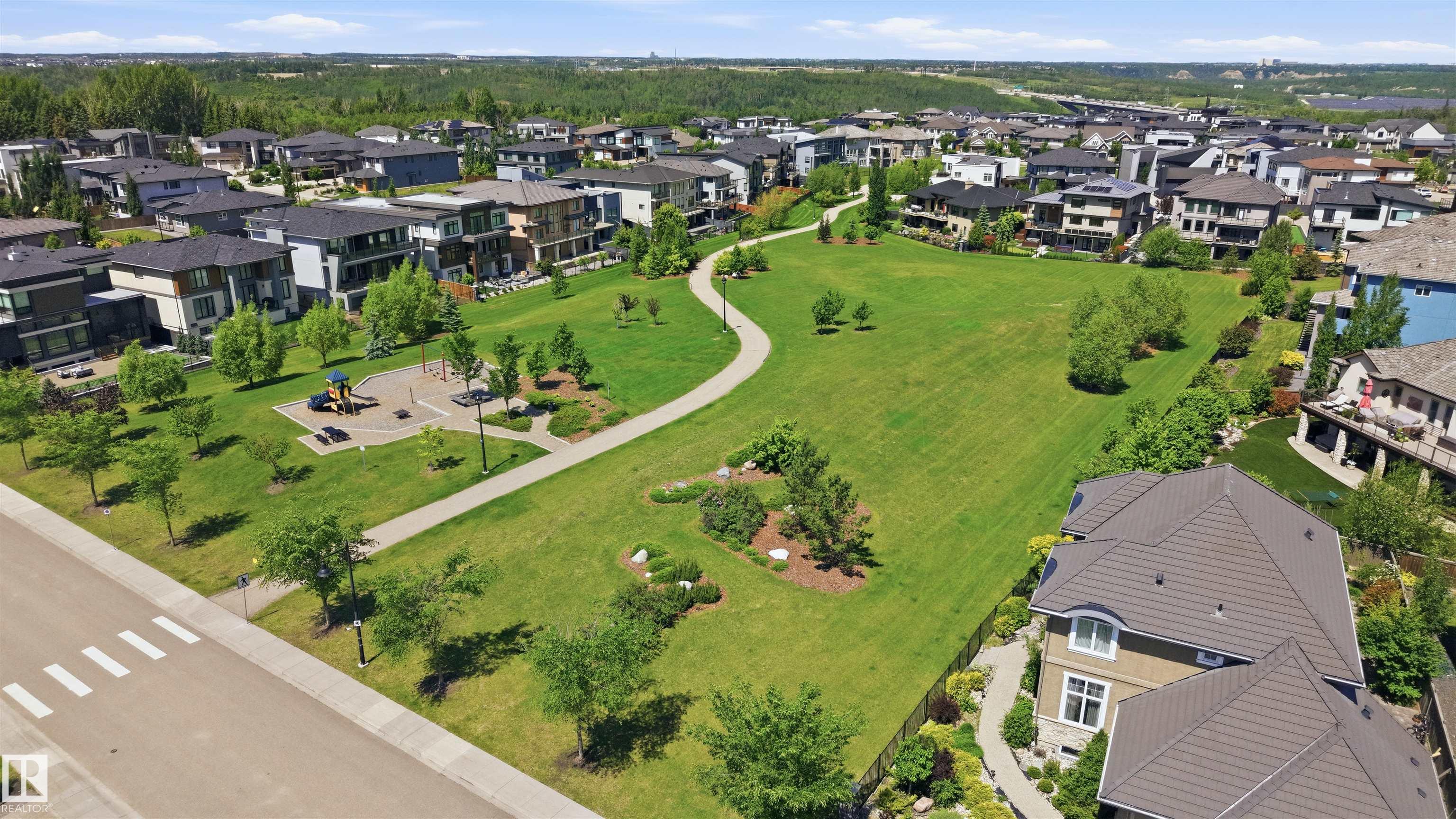https://zimg.paragon.ice.com/ParagonImages/Property/PM/RAE/225410362/71/0/0/fa5d4c5c19b2ec40d0cf05e931535f2d/1/571ff739cef57e5ac46205615c5a5a44/225410362-33597b7b-04bd-46ea-90e4-3e16c8226209.JPG
