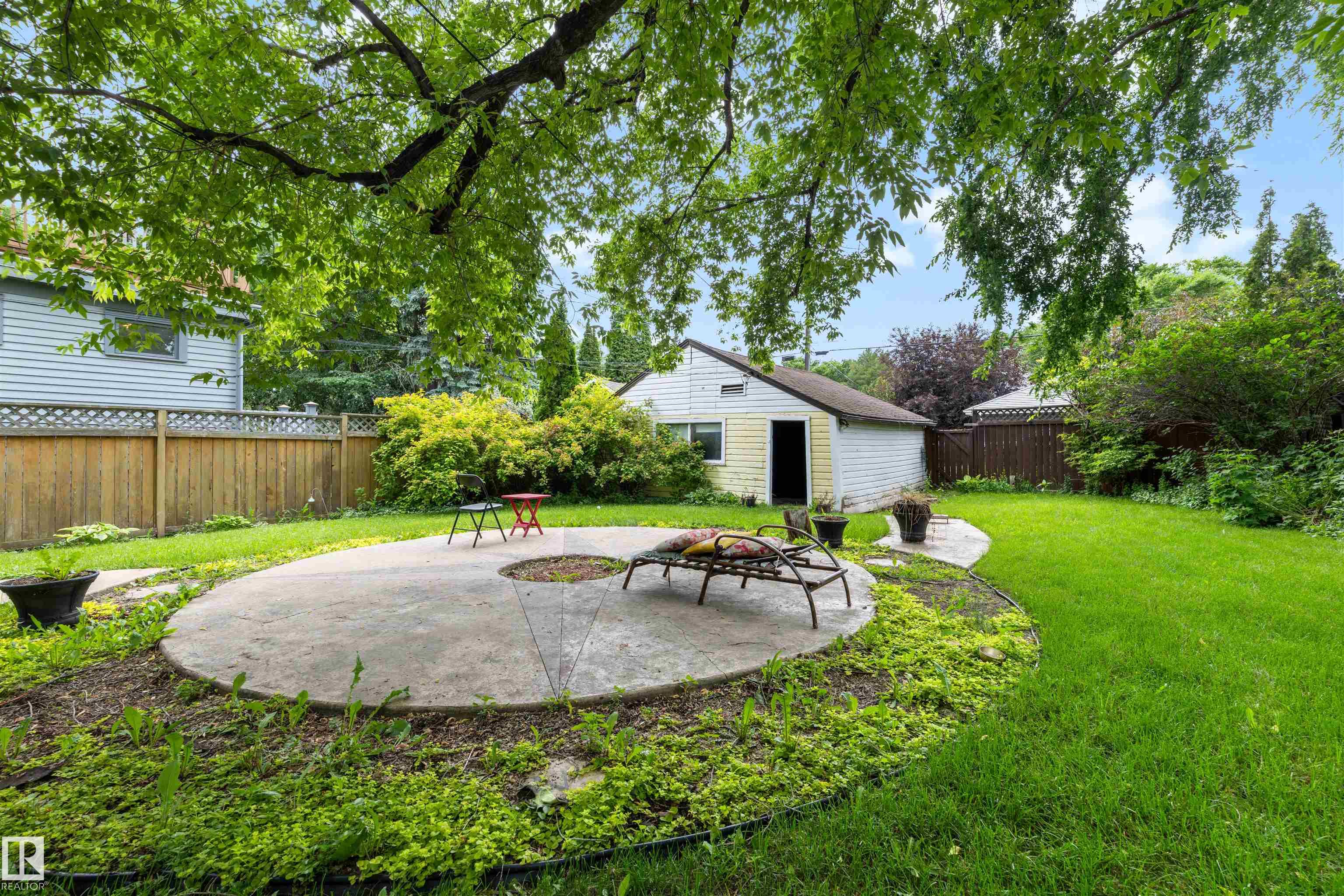 10612 127 Street NW, Westmount, Edmonton