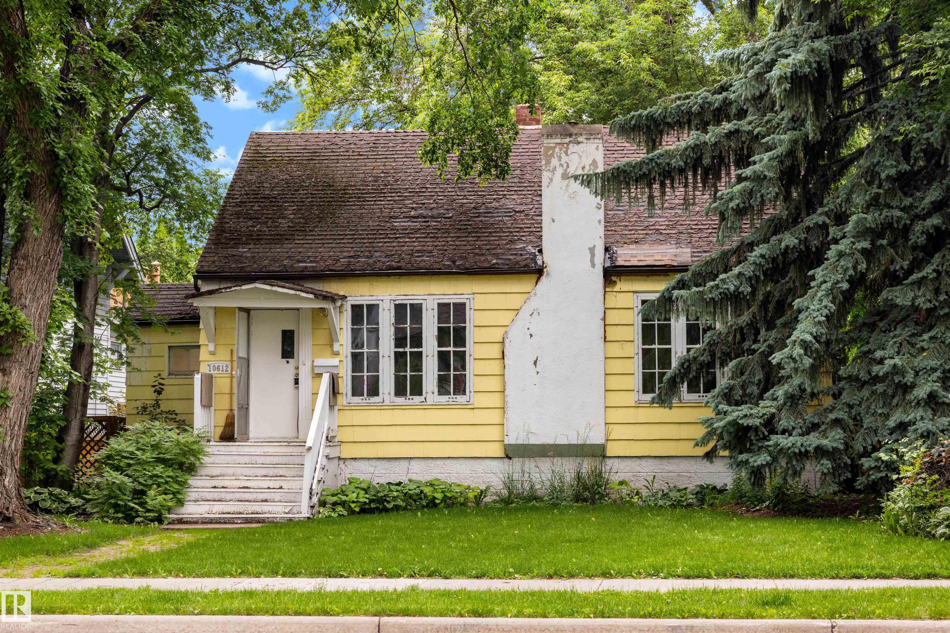 Photo 6 at 10612 127 Street NW, Westmount, Edmonton