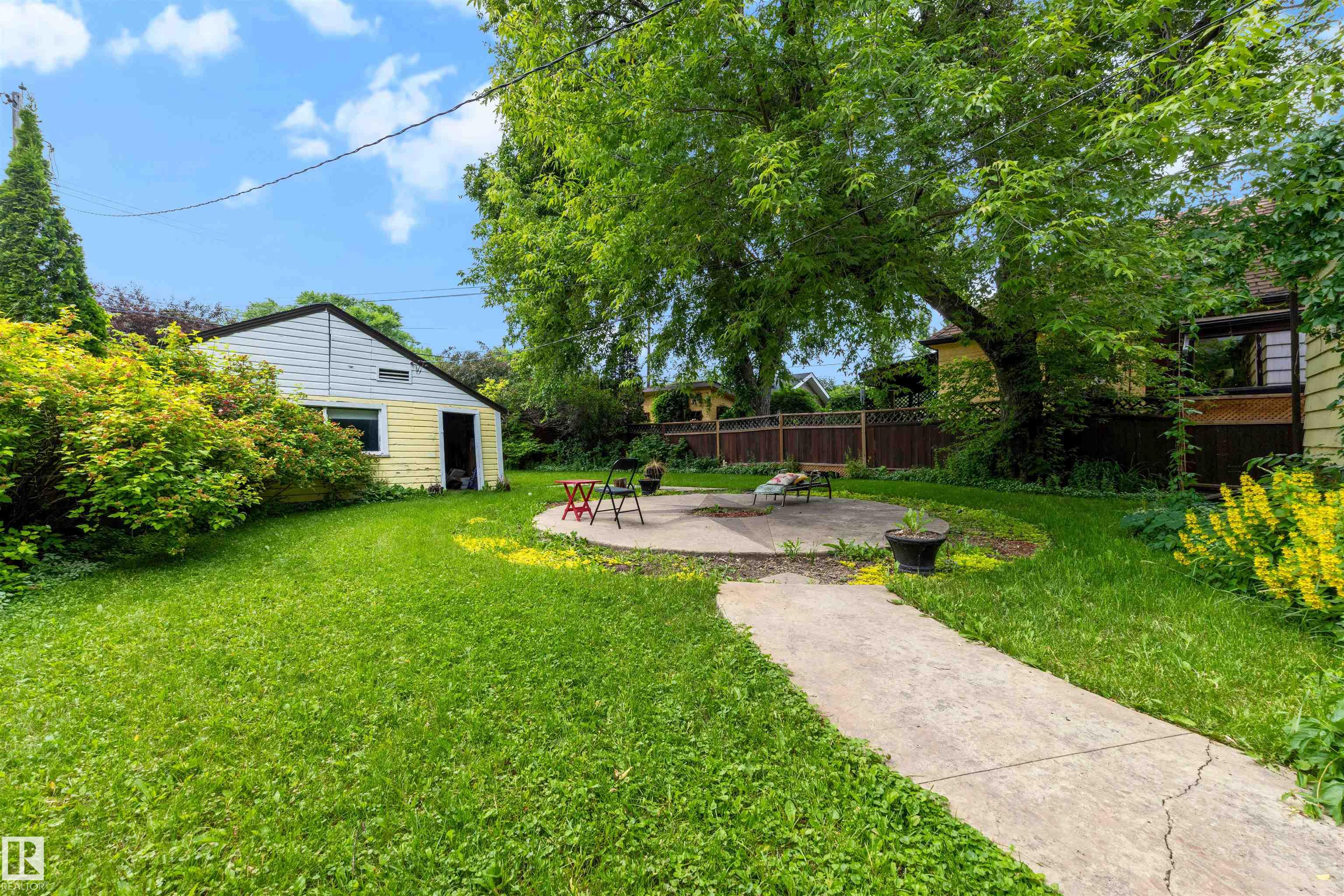 Photo 8 at 10612 127 Street NW, Westmount, Edmonton