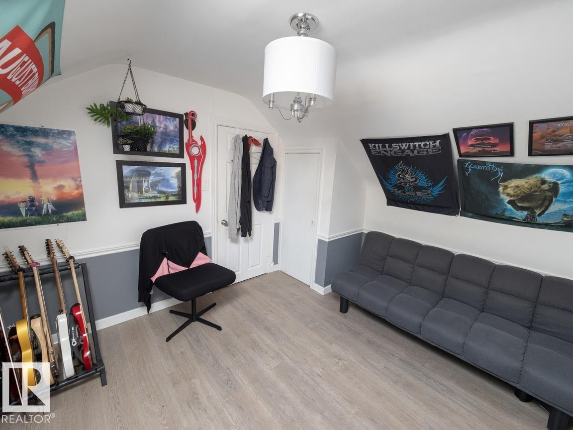 Photo 11 at 12732 120 Street NW, Calder, Edmonton