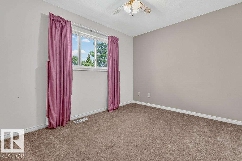 Photo 32 at 16524 99 Street NW, Lorelei, Edmonton