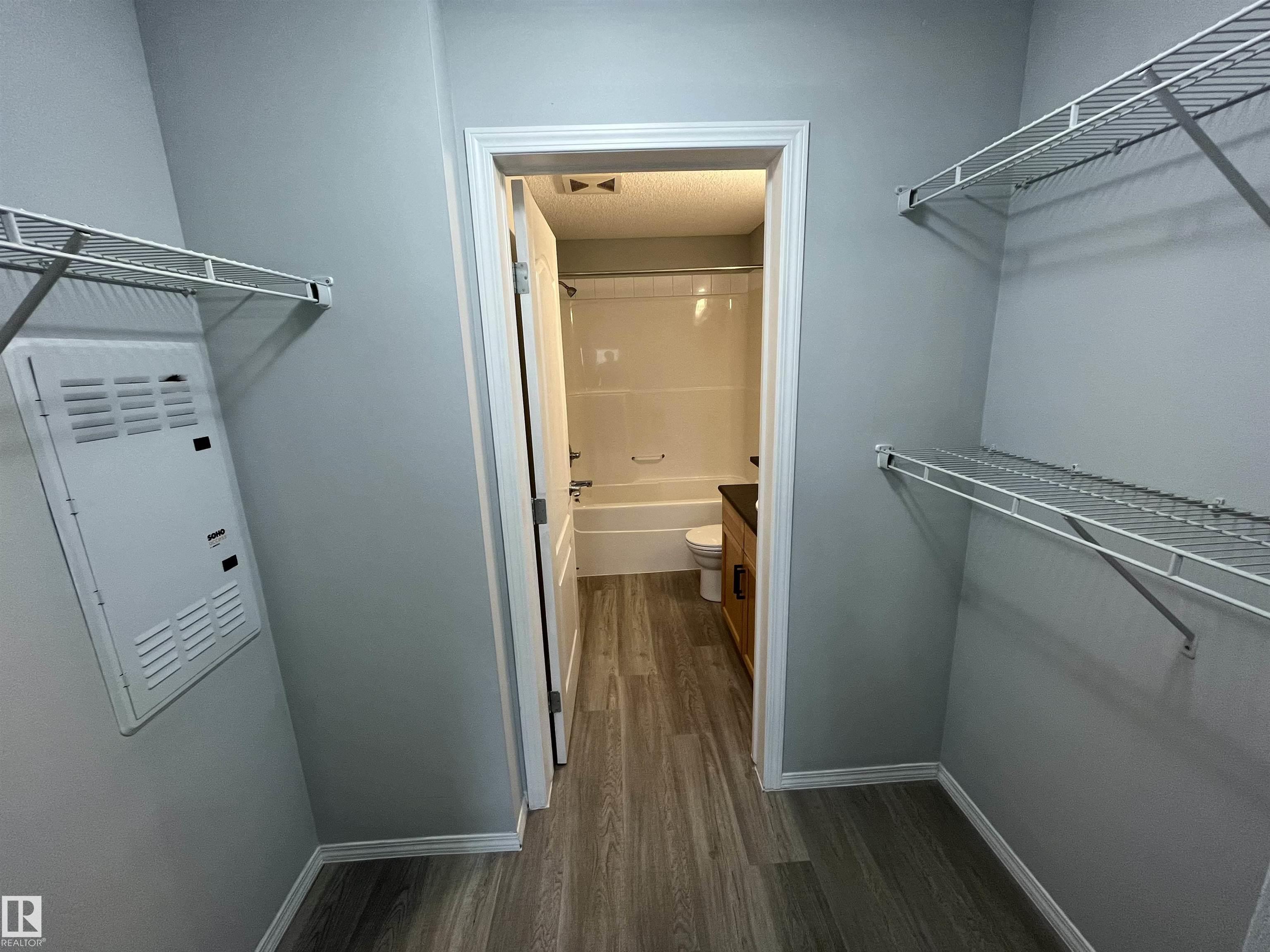 https://zimg.paragon.ice.com/ParagonImages/Property/PM/RAE/225410387/20/0/0/52ee8eb55f9cfde657e22224654f0f88/1/0509c7824b8613c4222e07cf319d7559/225410387-ae210e1c-af38-4a95-85ce-87450cc53d61.JPG