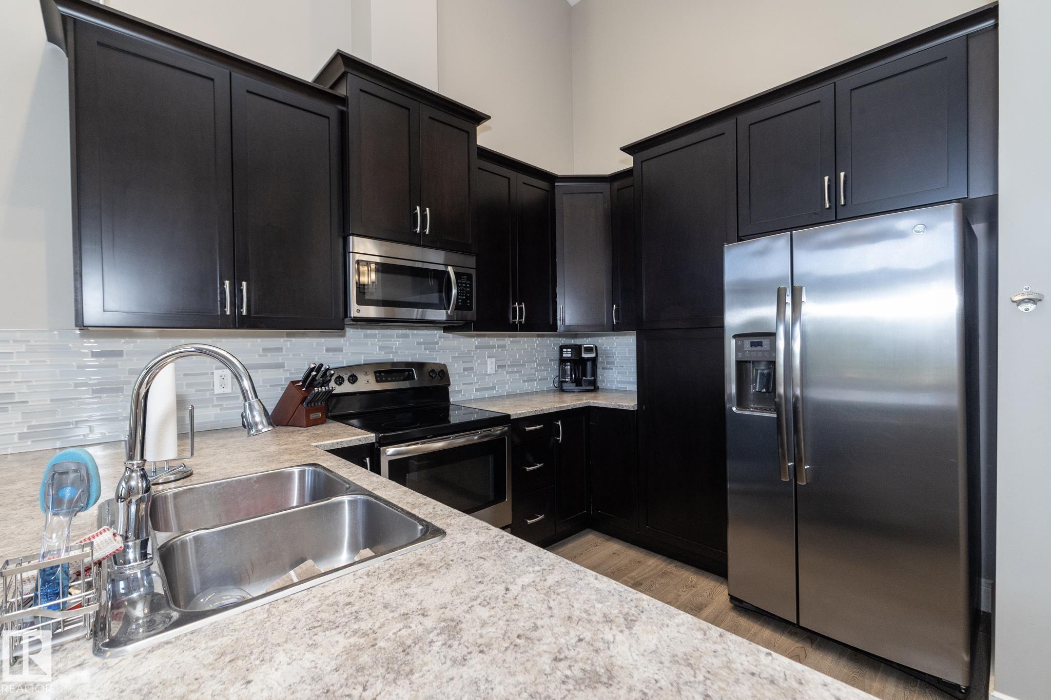 Photo 7 at 3302 67 Street, Montrose Estates, Beaumont