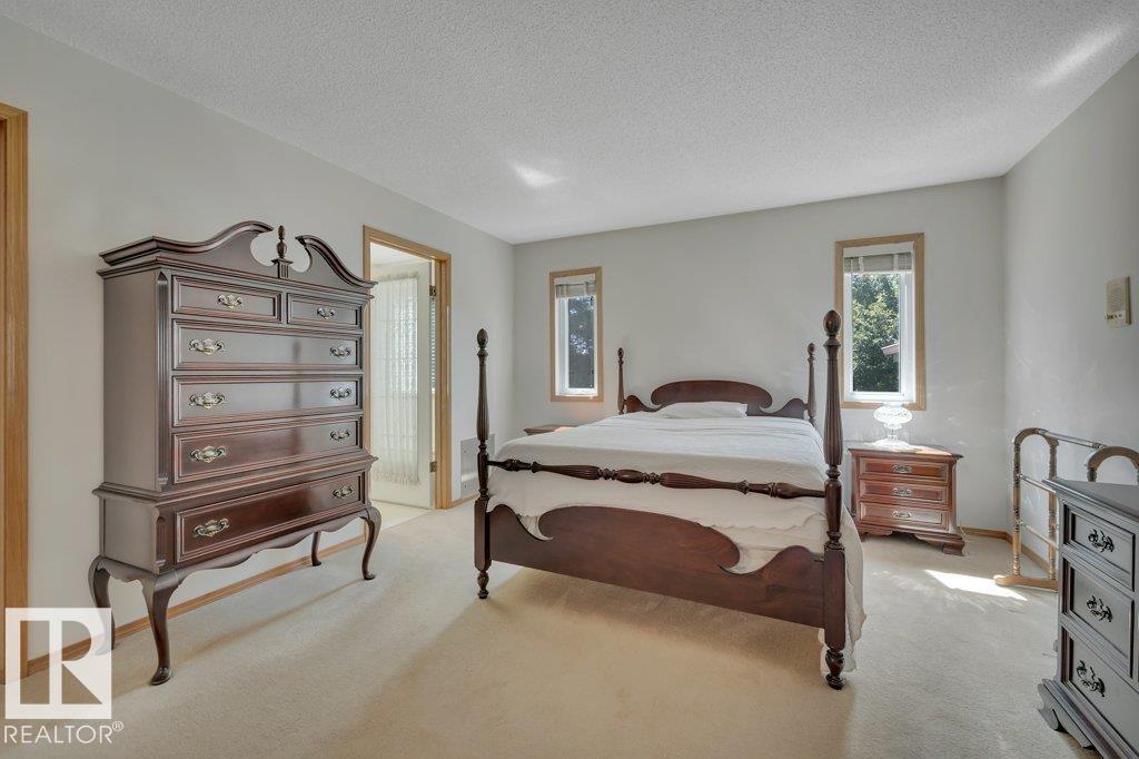 Photo 22 at 10223 174 Avenue NW, Elsinore, Edmonton