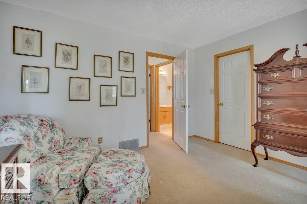 Photo 23 at 10223 174 Avenue NW, Elsinore, Edmonton