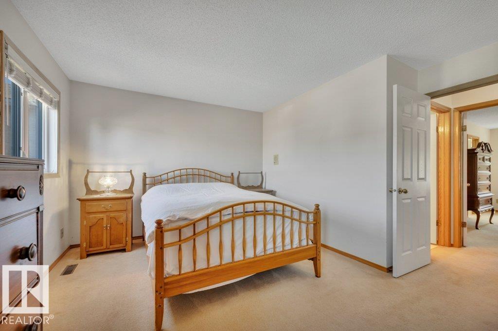 Photo 26 at 10223 174 Avenue NW, Elsinore, Edmonton