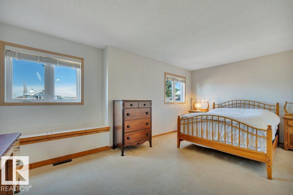 Photo 27 at 10223 174 Avenue NW, Elsinore, Edmonton