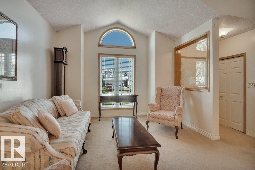 Photo 8 at 10223 174 Avenue NW, Elsinore, Edmonton
