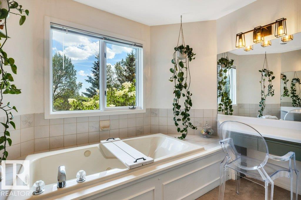 Photo 34 at 311 Weber Way NW, Wedgewood Heights, Edmonton