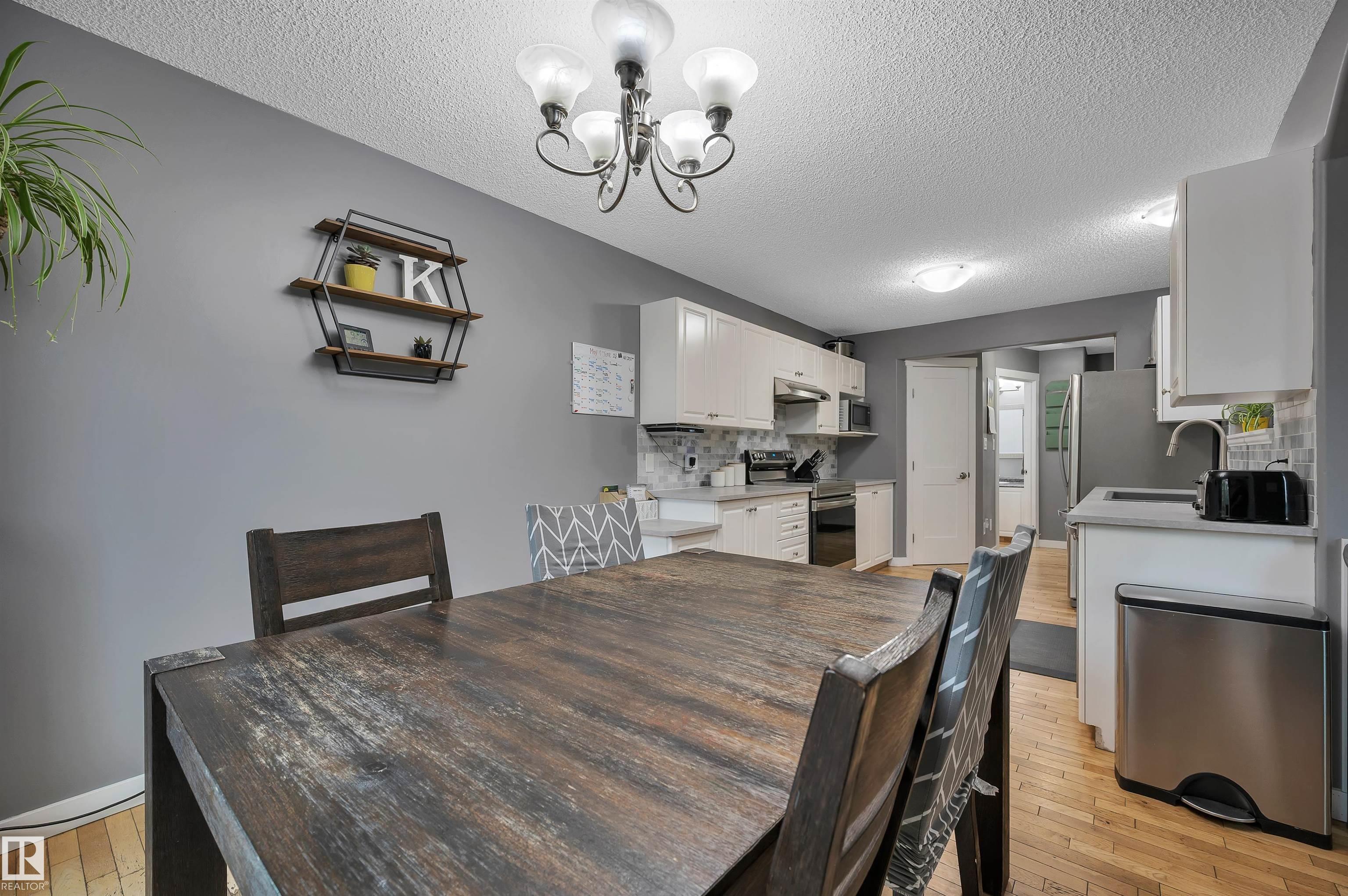 Photo 11 at 20 Brighton Bay, Strathcona Village, Sherwood Park