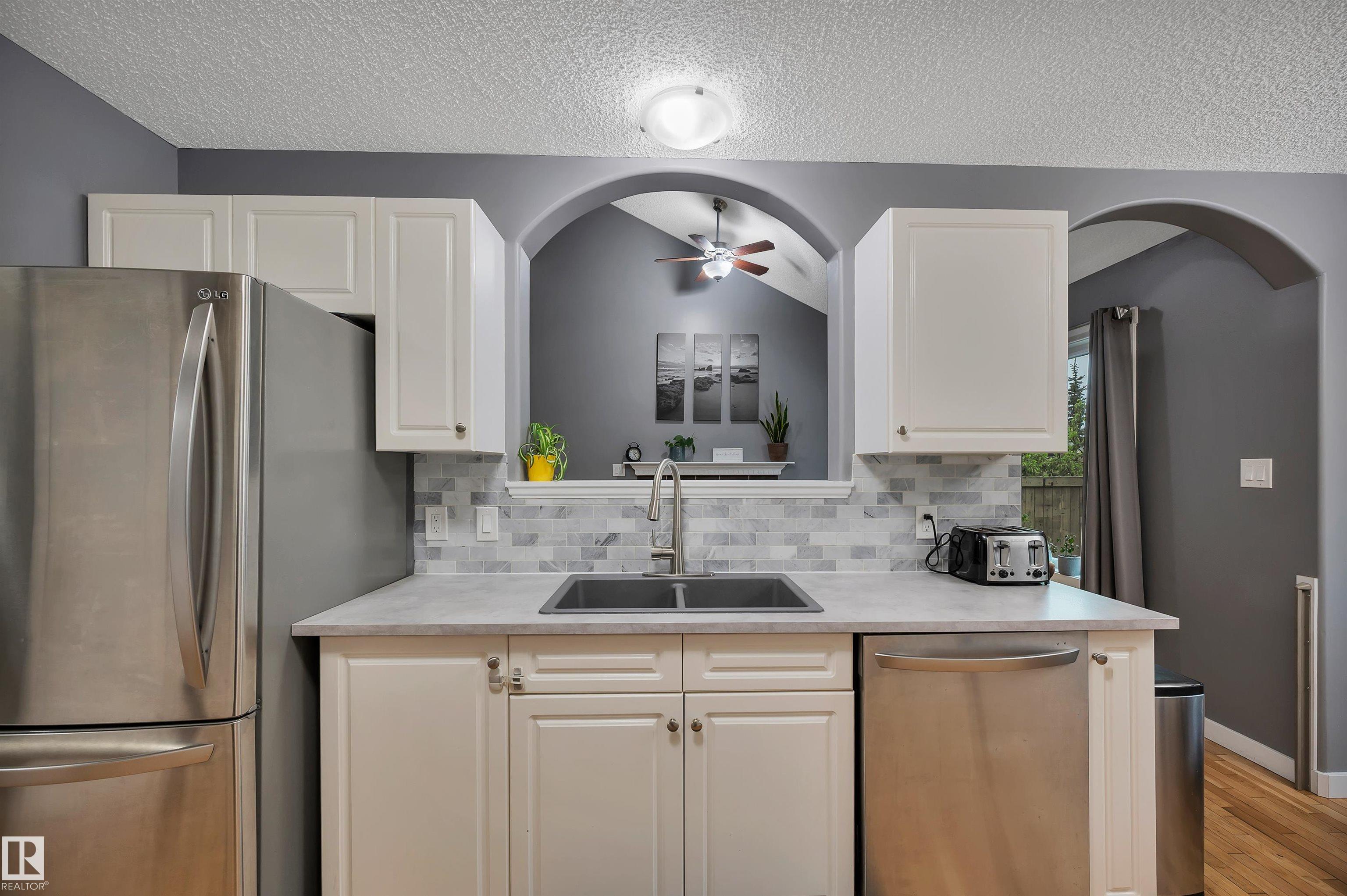 Photo 14 at 20 Brighton Bay, Strathcona Village, Sherwood Park