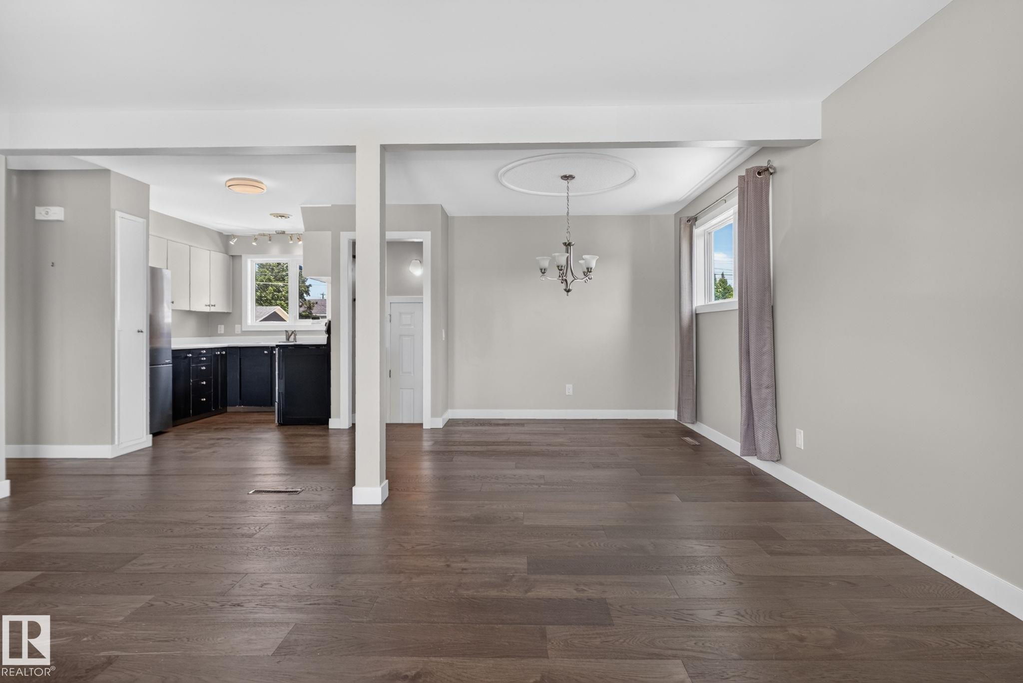 6704 94a Avenue NW, Ottewell, Edmonton