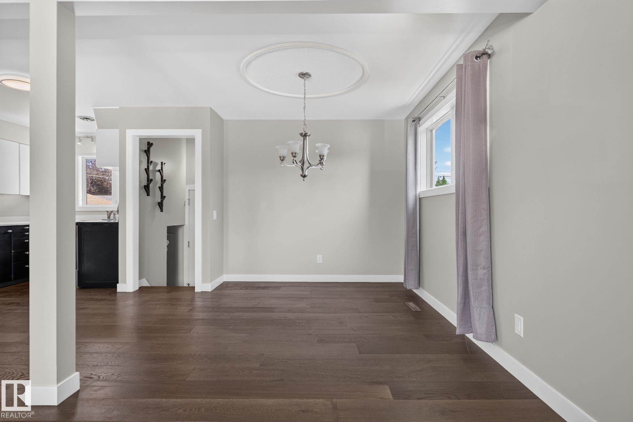 Photo 6 at 6704 94a Avenue NW, Ottewell, Edmonton