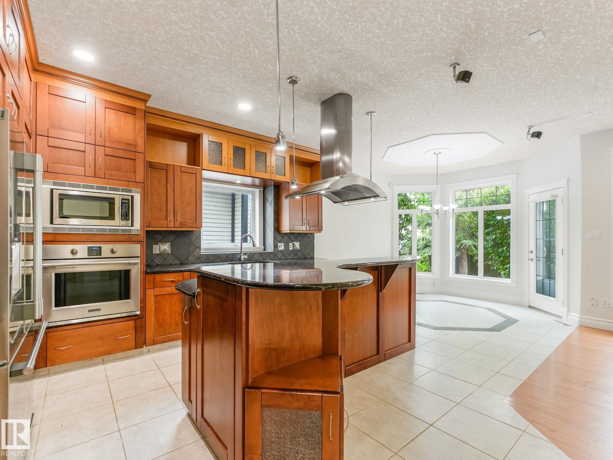 Photo 19 at 13412 157 Avenue NW, Carlton, Edmonton