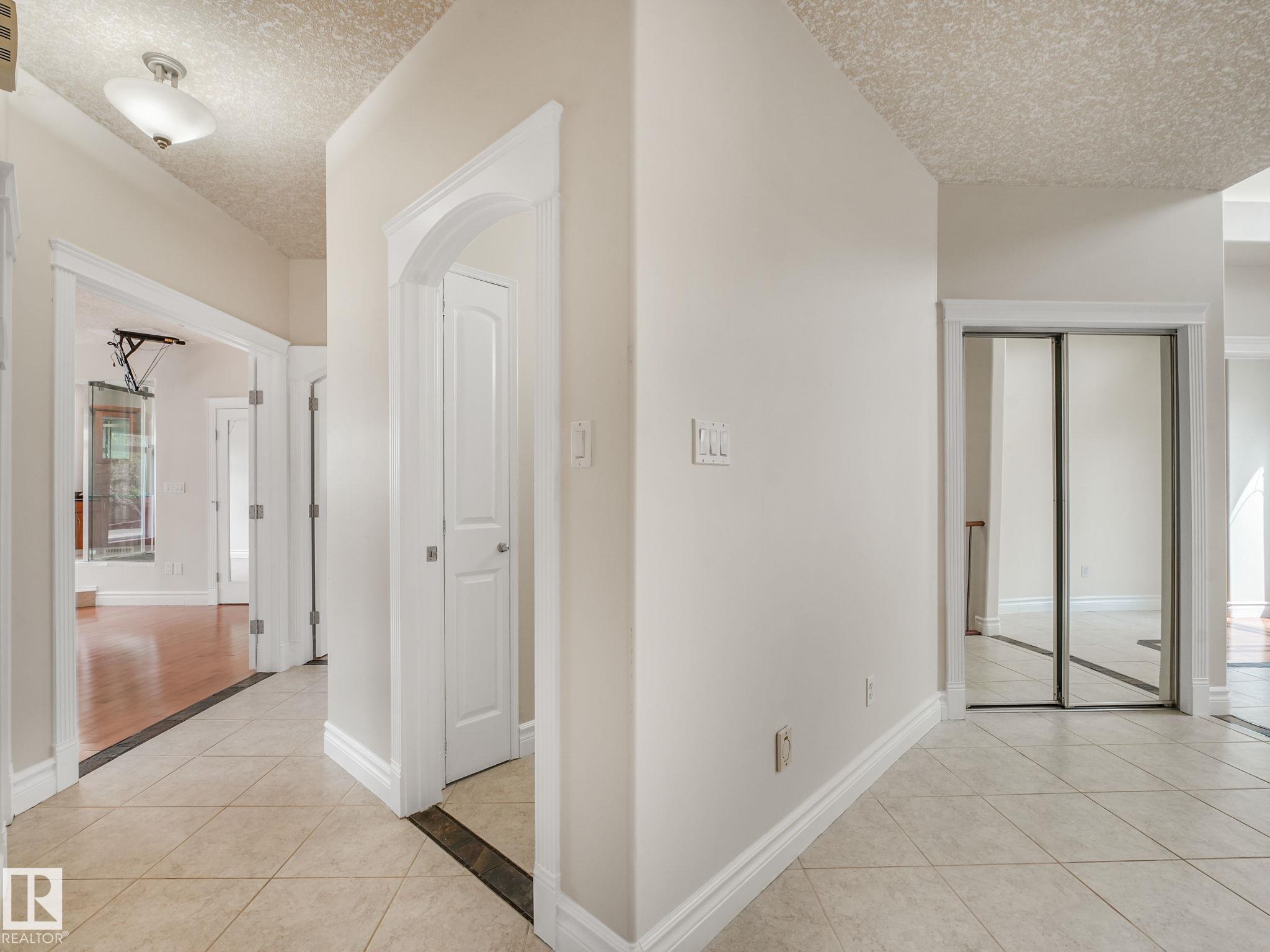 Photo 22 at 13412 157 Avenue NW, Carlton, Edmonton