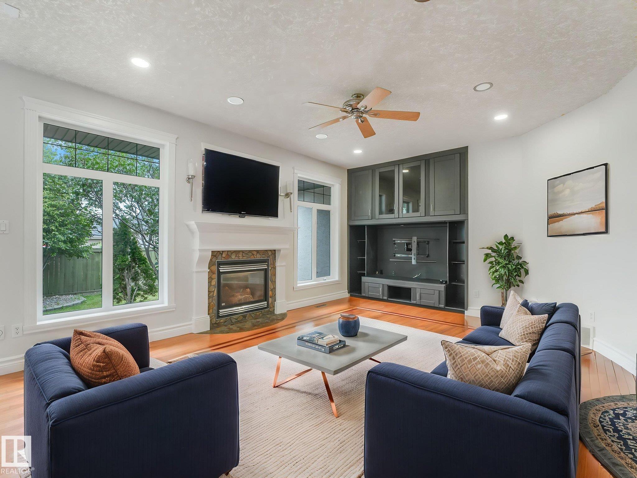 Photo 7 at 13412 157 Avenue NW, Carlton, Edmonton