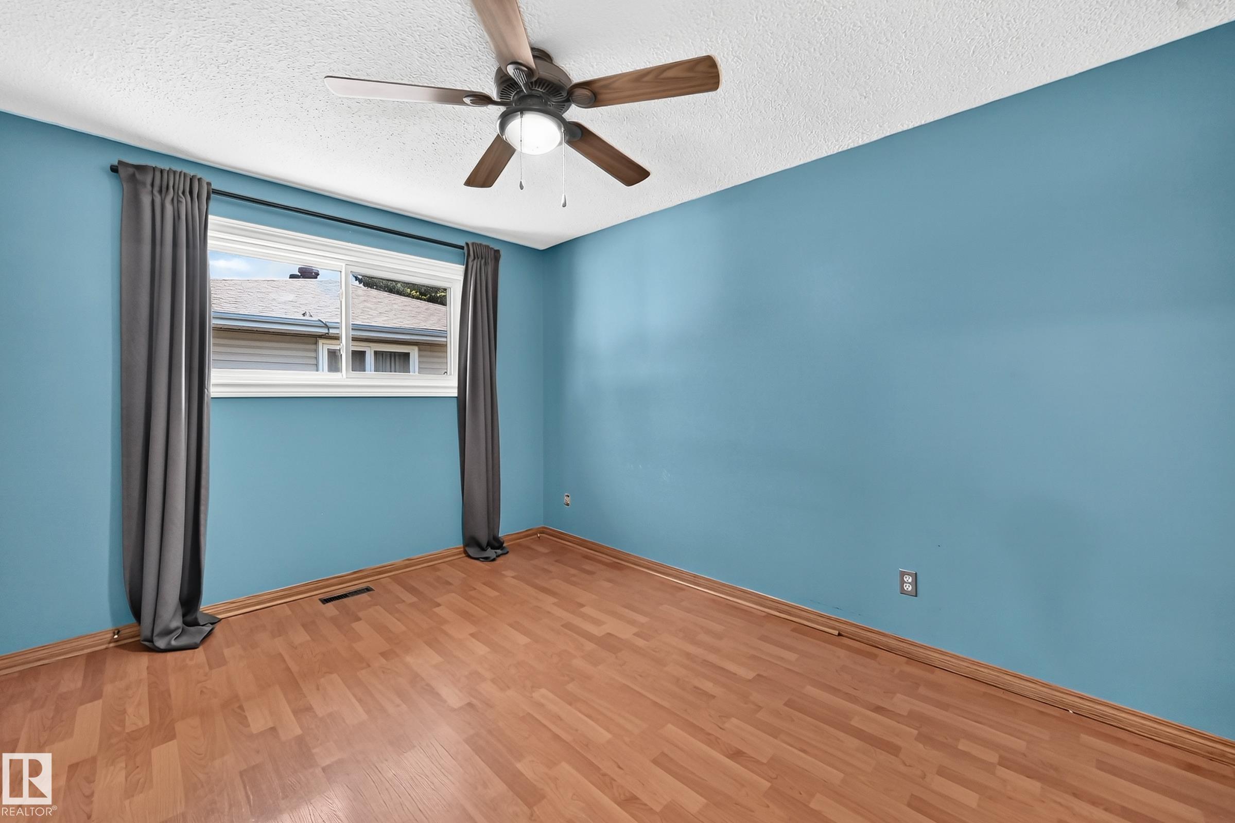 Photo 15 at 12 Galen Crescent, Glen Allan, Sherwood Park