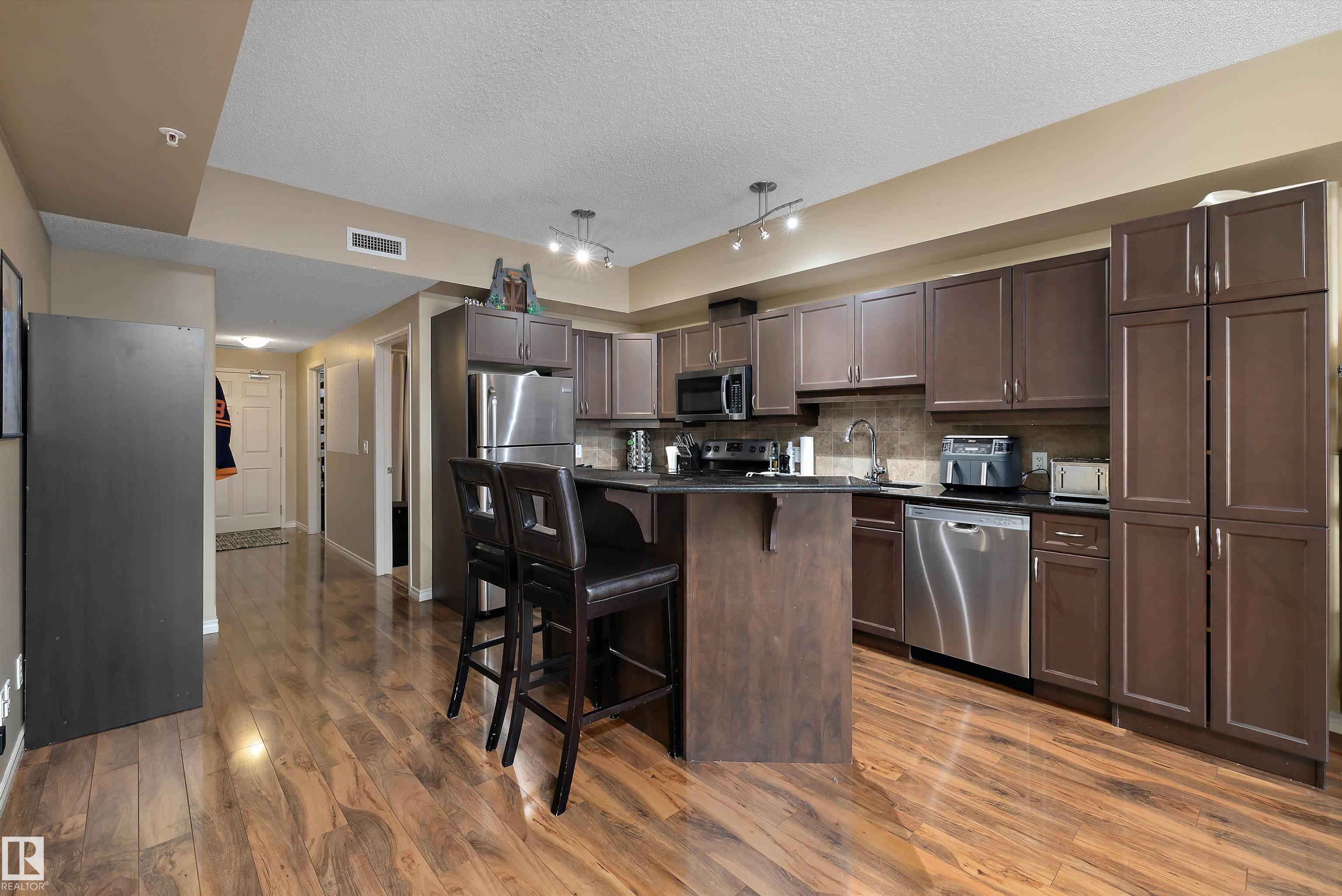 Photo 6 at 307 - 10303 111 Street NW, Downtown, Edmonton