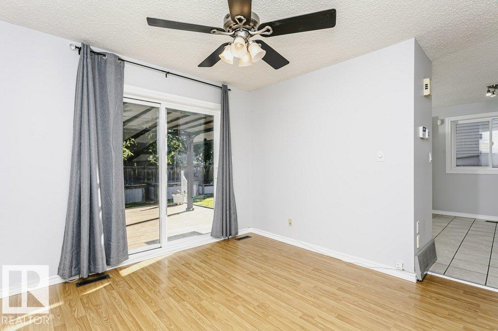 Photo 11 at 5510 92c Avenue NW, Ottewell, Edmonton