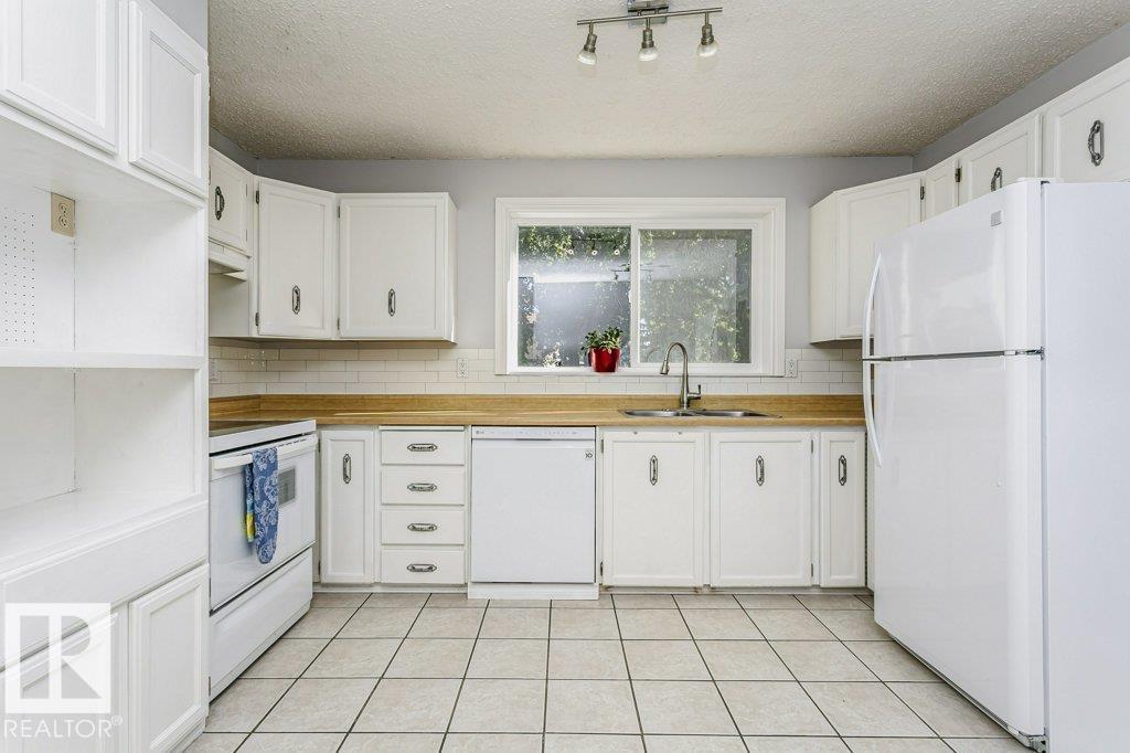 Photo 15 at 5510 92c Avenue NW, Ottewell, Edmonton