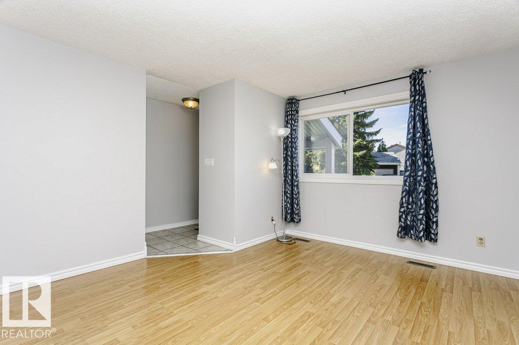5510 92c Avenue NW, Ottewell, Edmonton