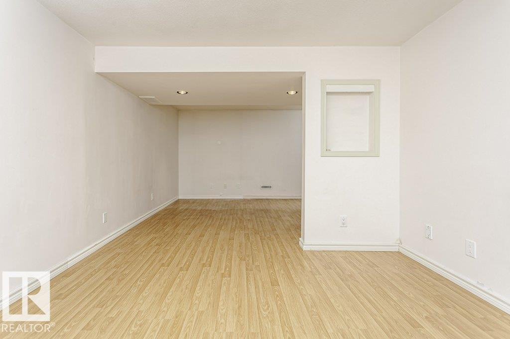 Photo 31 at 5510 92c Avenue NW, Ottewell, Edmonton