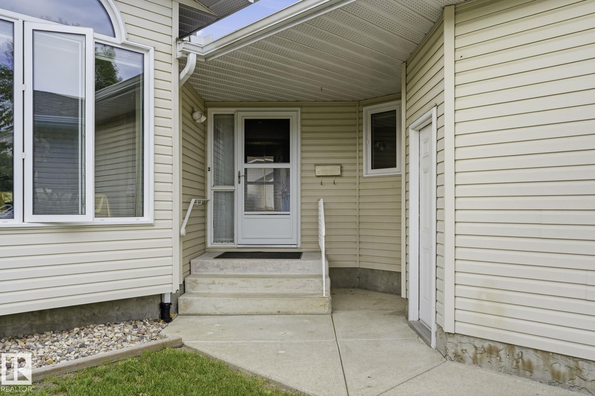 Picture for 10840 25 AV NW