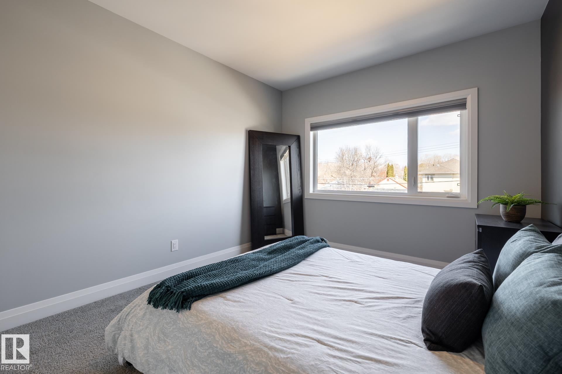 Photo 34 at 10936 71 Avenue NW, Parkallen, Edmonton