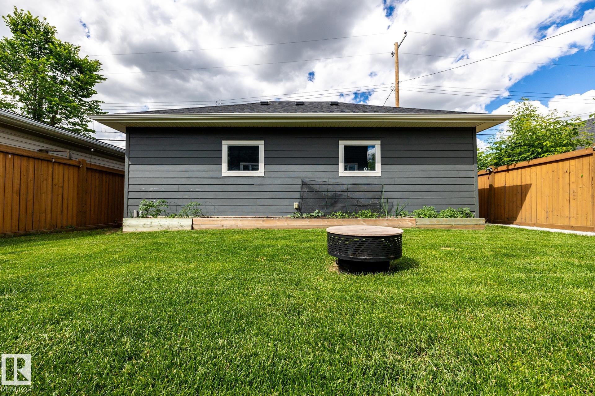Photo 64 at 10936 71 Avenue NW, Parkallen, Edmonton