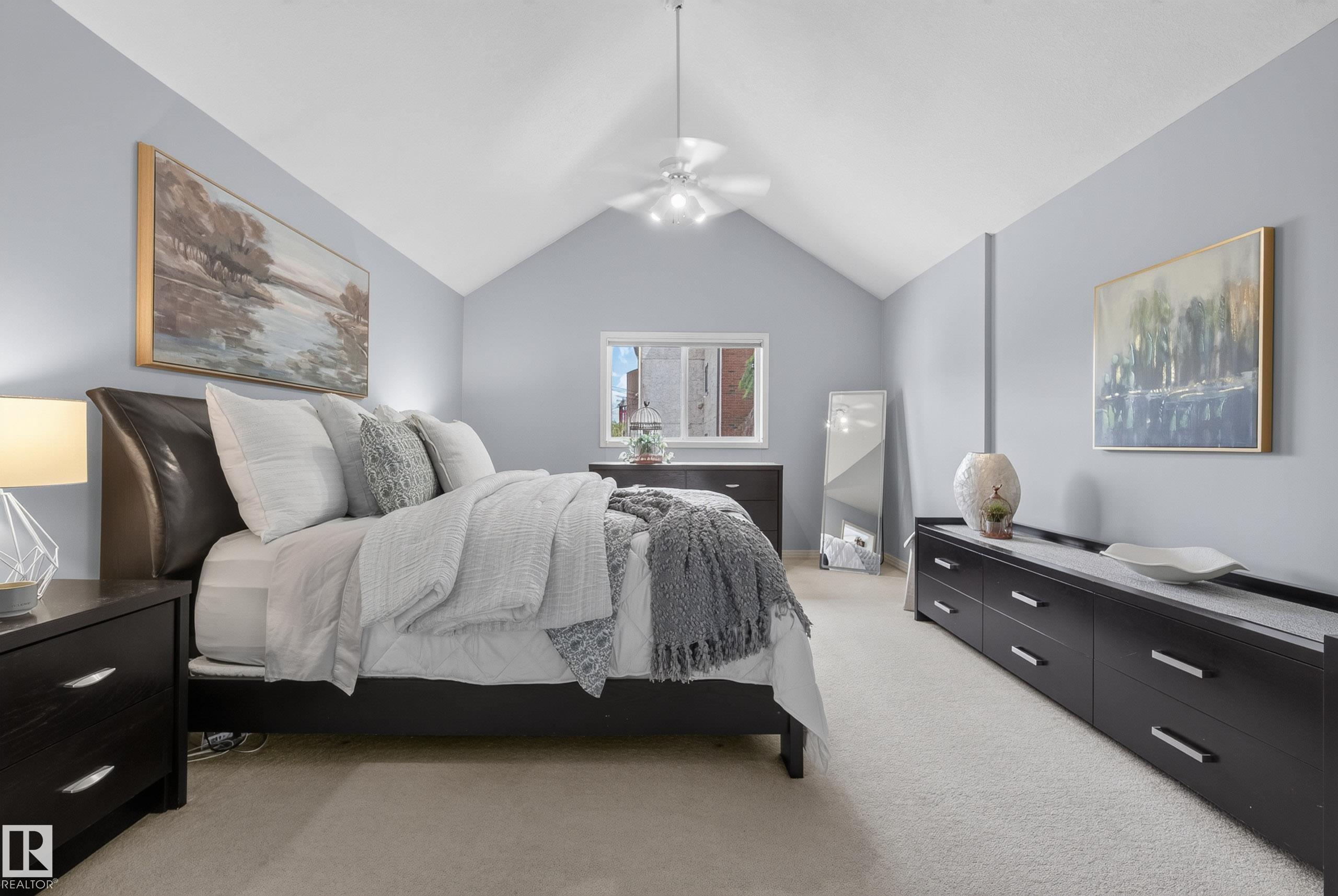 https://zimg.paragon.ice.com/ParagonImages/Property/PM/RAE/225410456/24/0/0/94d28decb1e2db407c73c0d03fcc9f94/1/3ac76bc766e4000ff613f7d991d1222f/225410456-a40402b2-4208-4c94-a21b-b4aafb2b926d.JPG