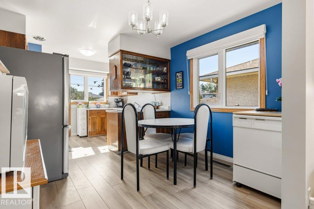 Photo 21 at 10235 74 Street NW, Terrace Heights, Edmonton
