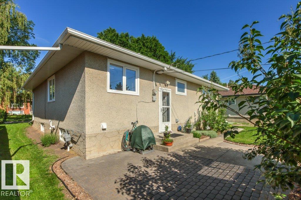 Photo 53 at 10235 74 Street NW, Terrace Heights, Edmonton