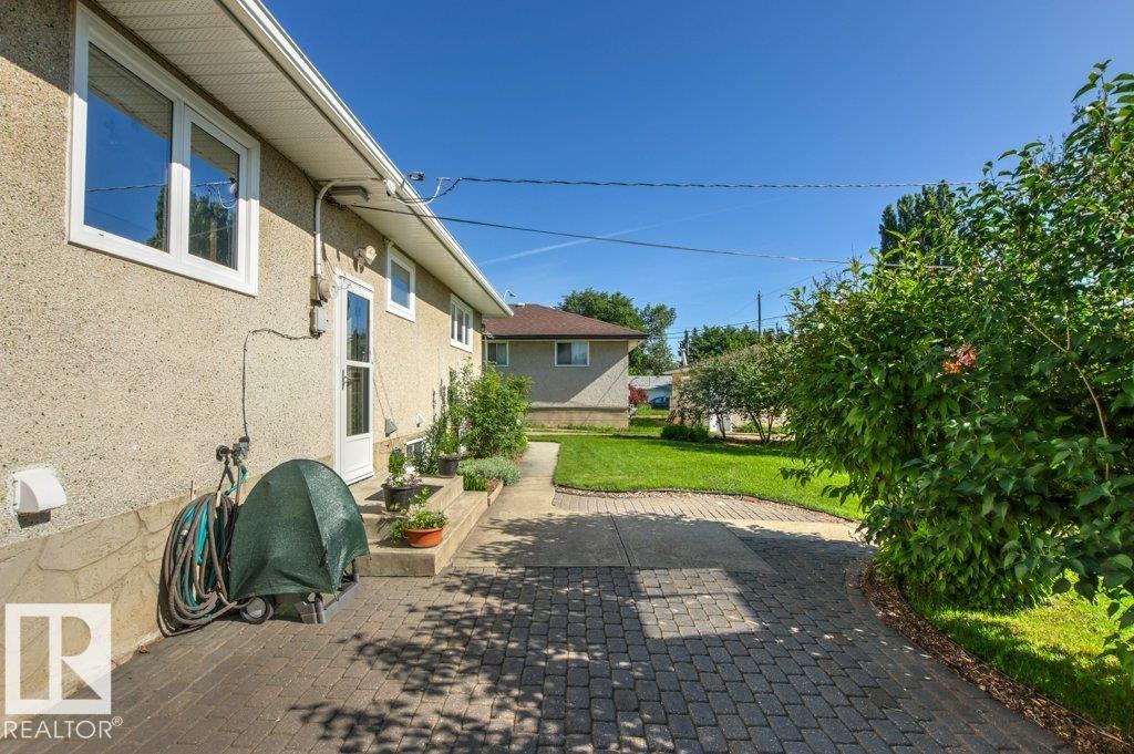 Photo 55 at 10235 74 Street NW, Terrace Heights, Edmonton