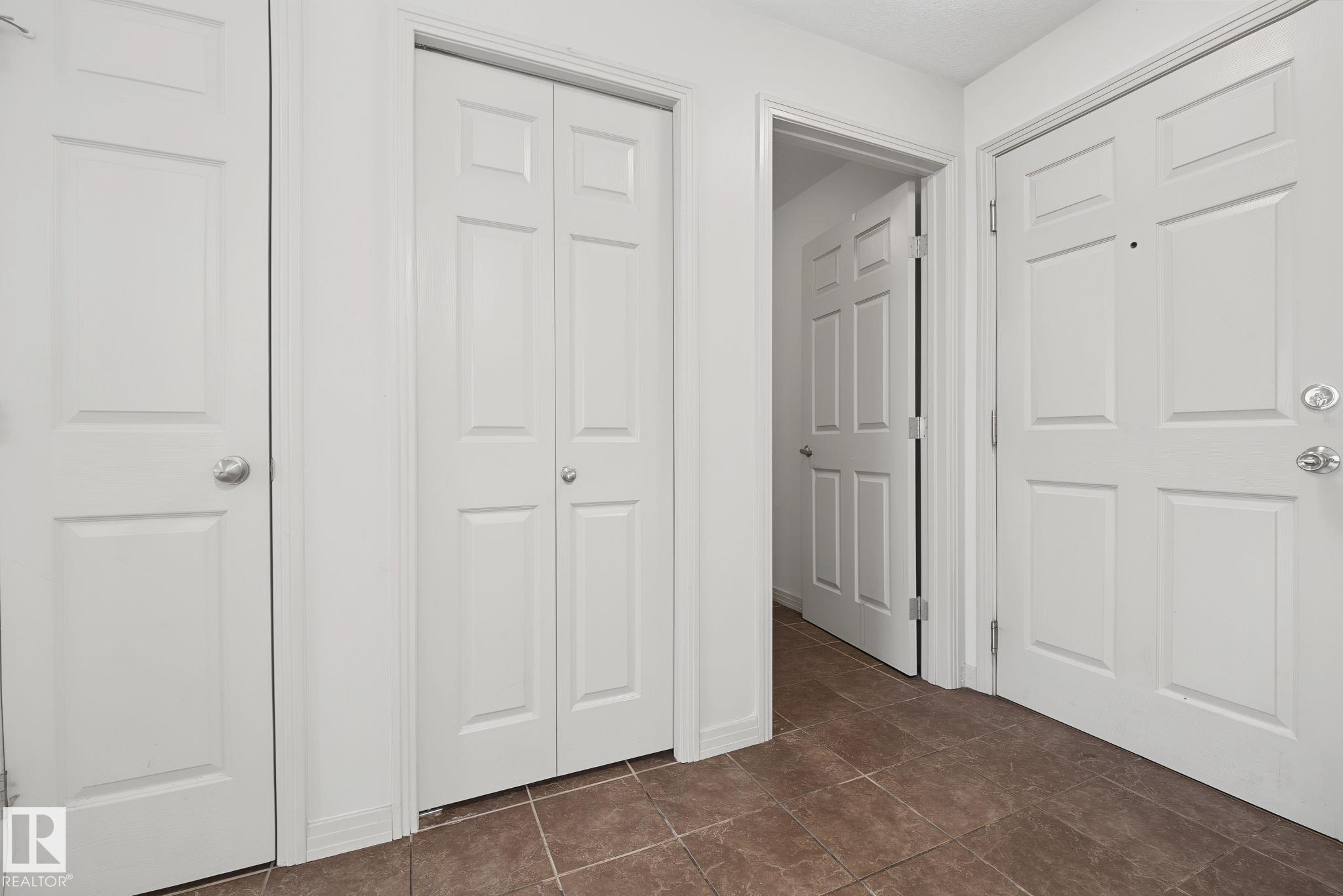https://zimg.paragon.ice.com/ParagonImages/Property/PM/RAE/225410466/21/0/0/61d8fa7f2d827dedbf588a226a42d745/1/579c888c8c69655f5982be88fa1314ef/225410466-cbd132e9-ca66-4b24-b473-e7e00dcf6b3e.JPG