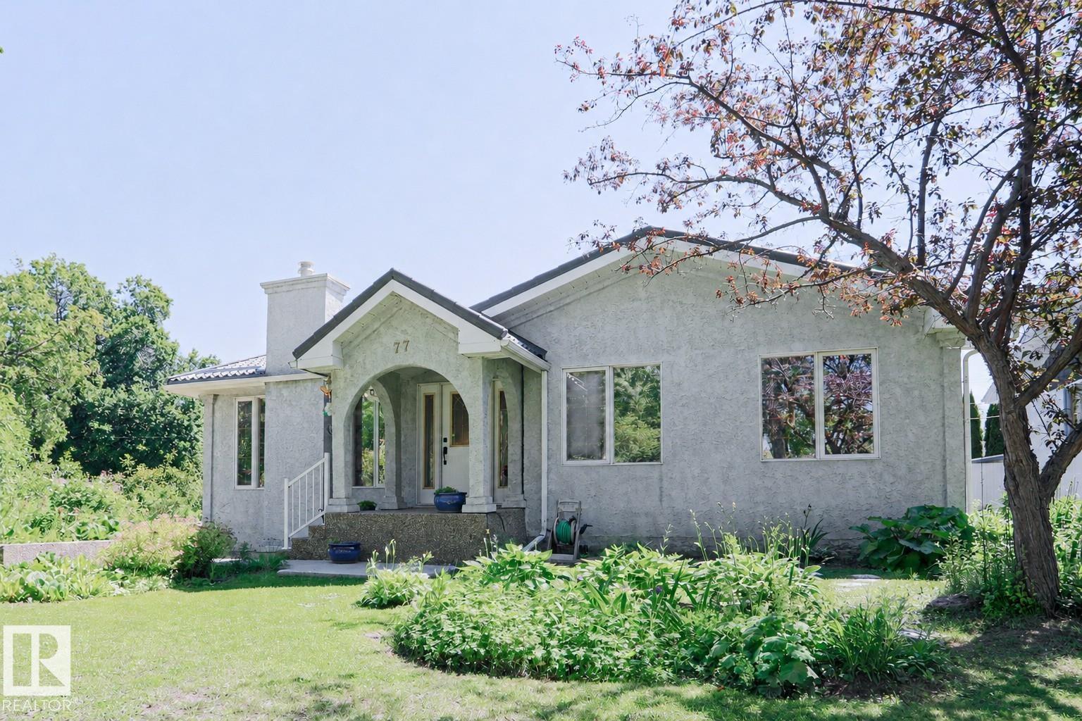 77 Sunset Boulevard, Sturgeon Heights, St. Albert