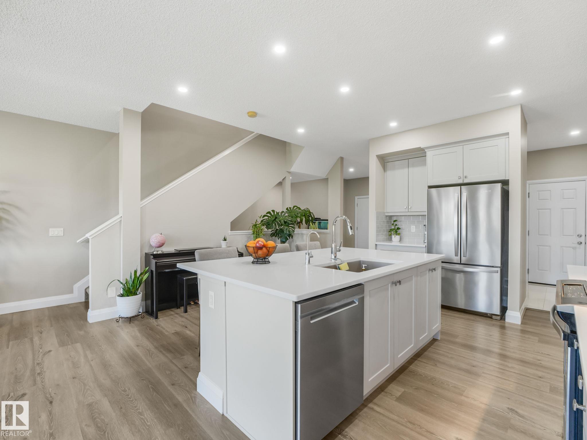 Photo 10 at 2716 202 Street NW, The Uplands, Edmonton