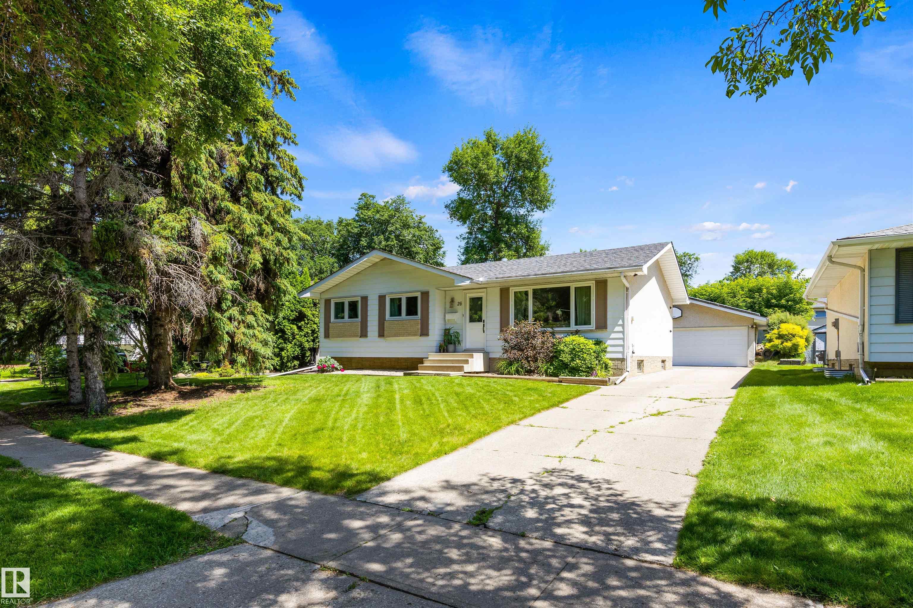 26 Milburn Crescent, Mission, St. Albert
