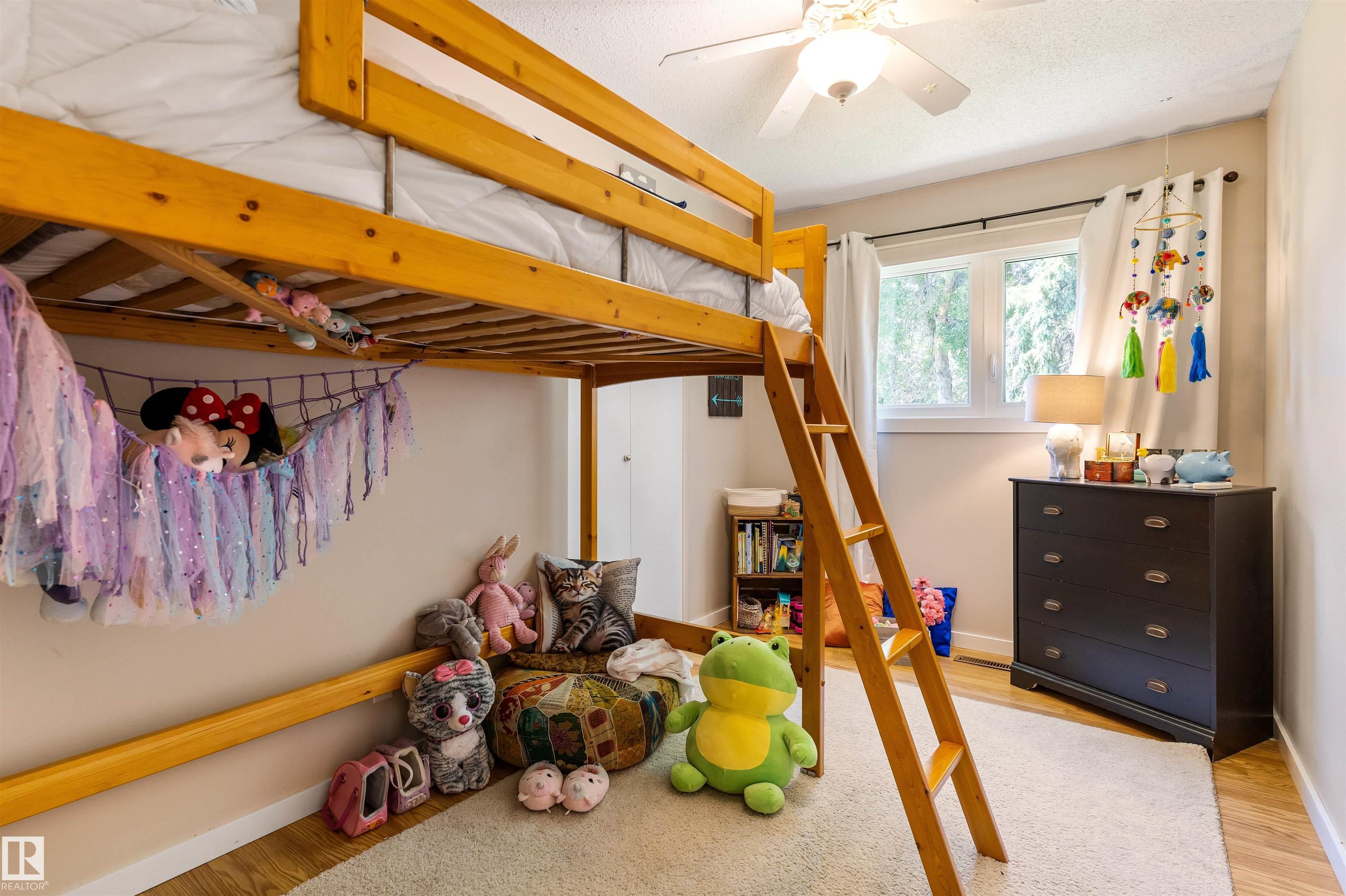 Photo 16 at 26 Milburn Crescent, Mission, St. Albert