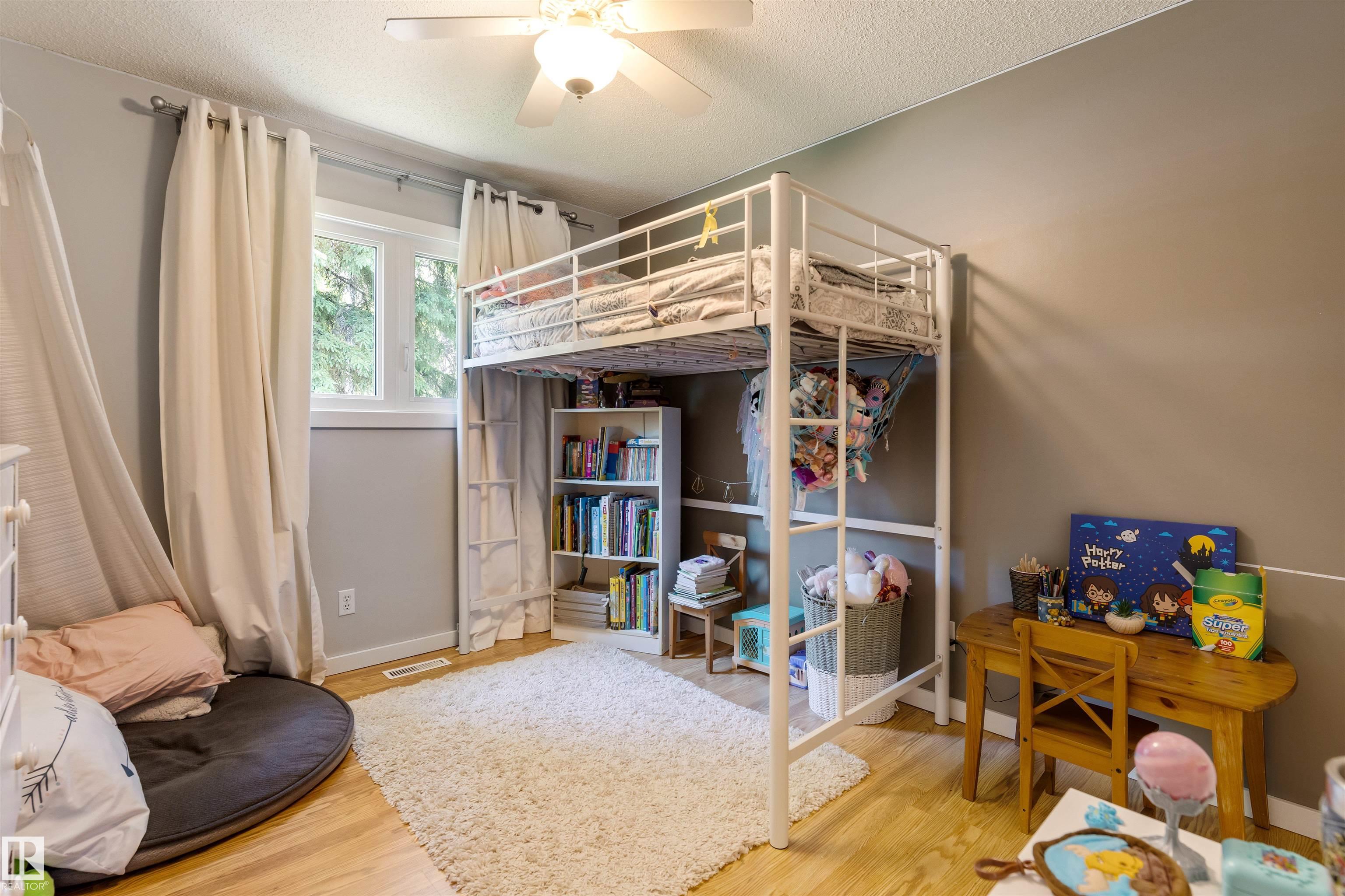 Photo 18 at 26 Milburn Crescent, Mission, St. Albert