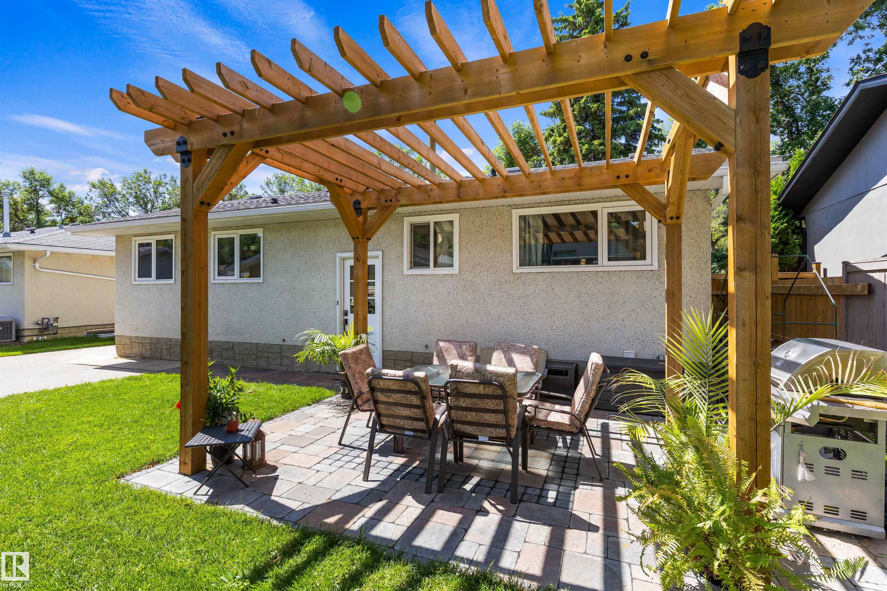Photo 37 at 26 Milburn Crescent, Mission, St. Albert