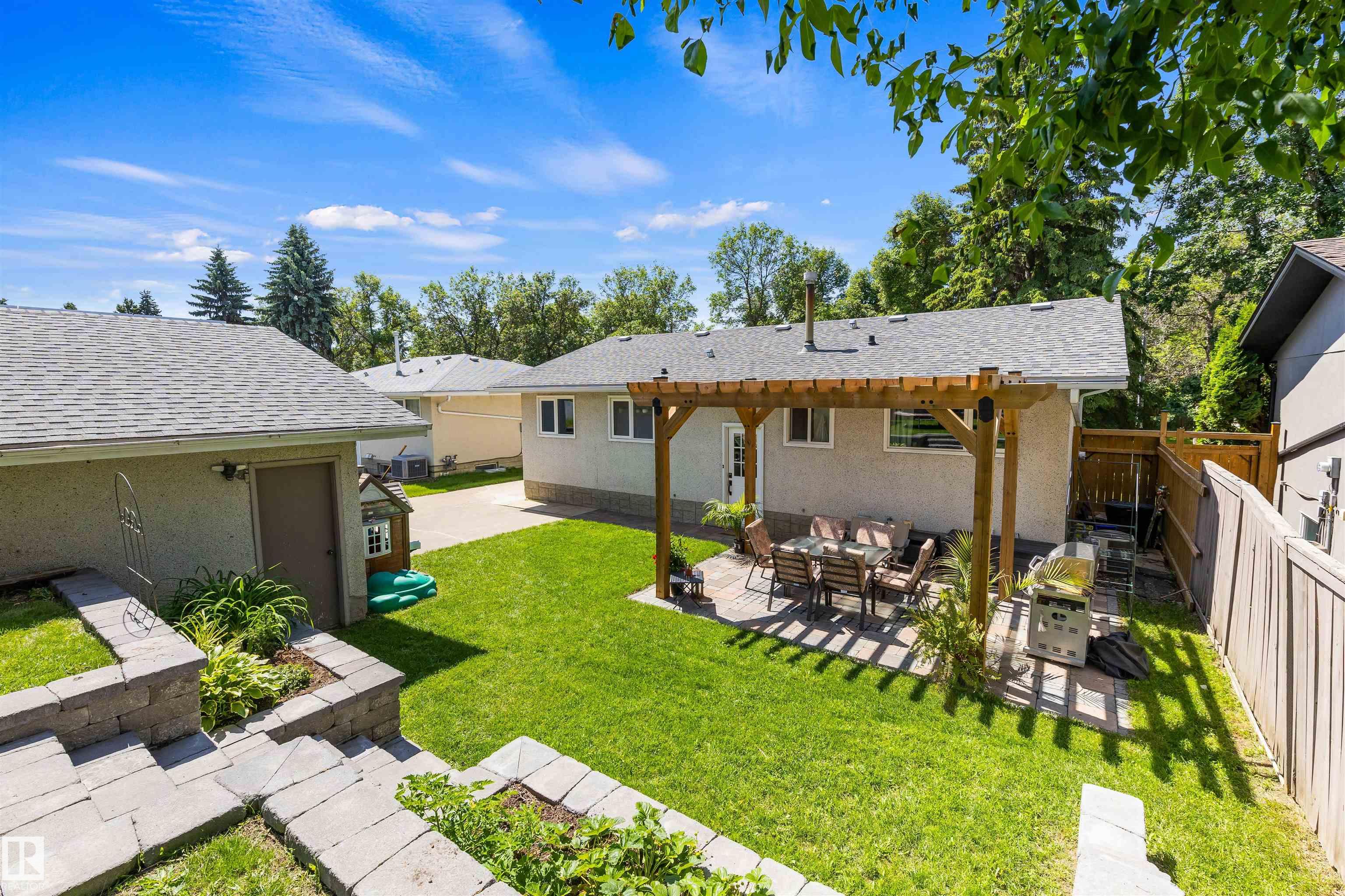 Photo 39 at 26 Milburn Crescent, Mission, St. Albert