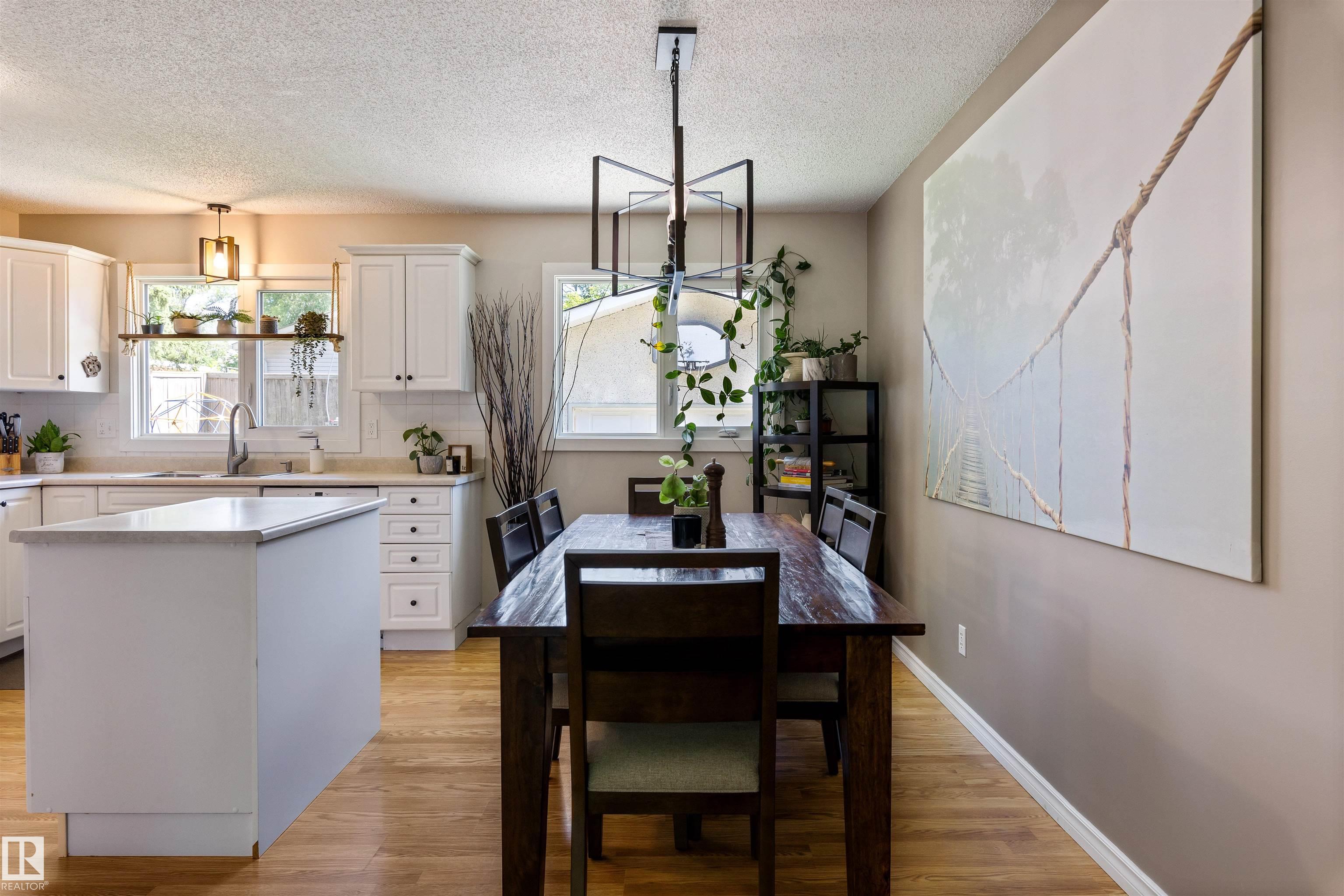 Photo 8 at 26 Milburn Crescent, Mission, St. Albert