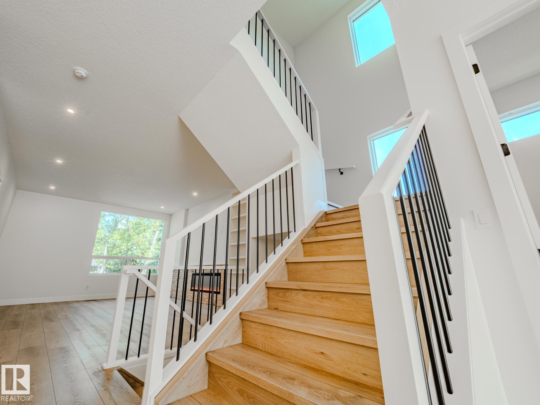 Photo 25 at 14315 98 Avenue NW, Crestwood, Edmonton
