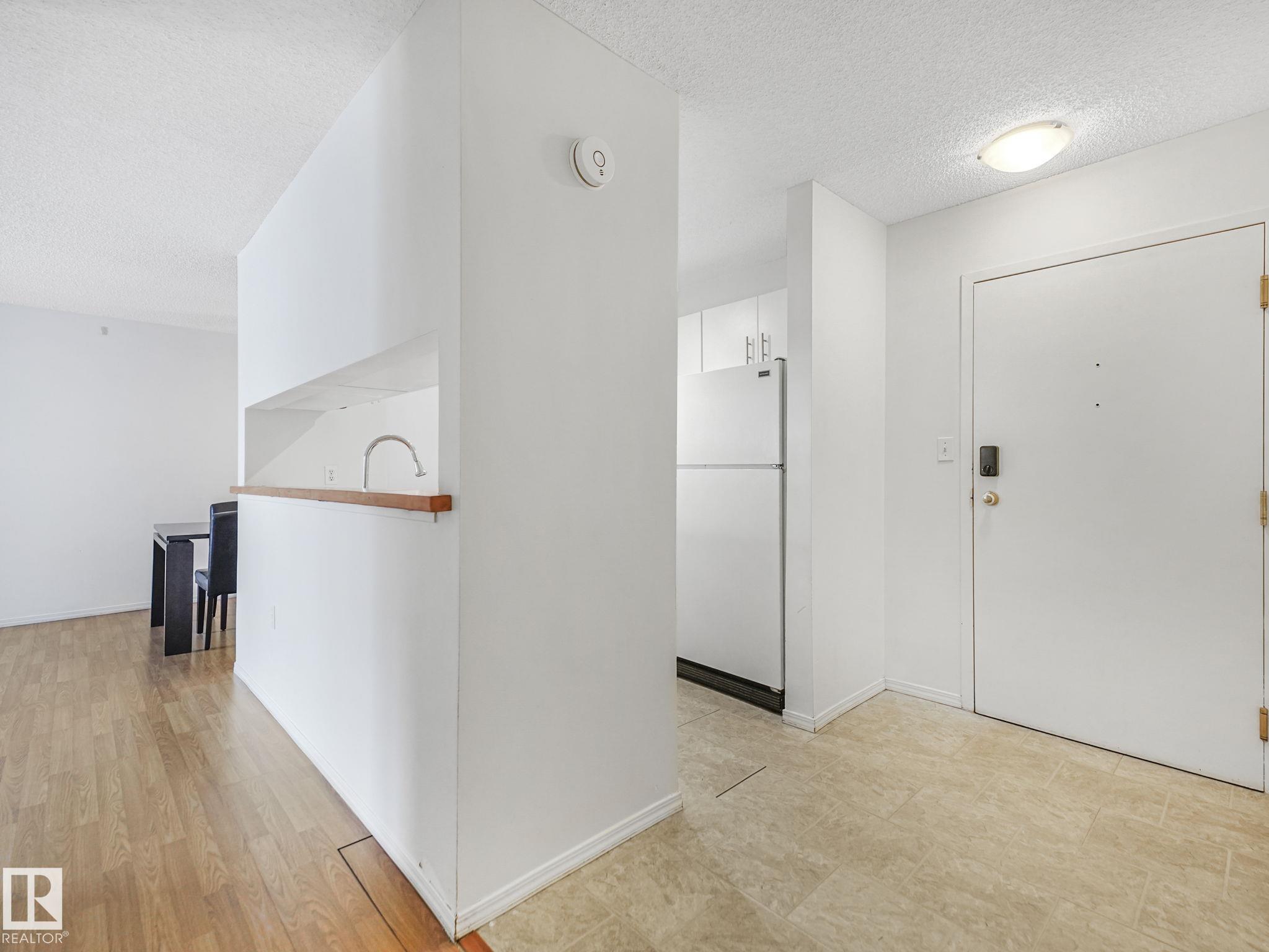 Photo 10 at 143 - 10636 120 Street NW, Queen Mary Park, Edmonton